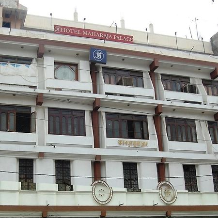 Oyo 4956 Hotel Maharaja Palace Kanpur Extérieur photo