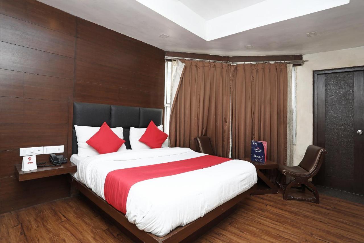 Oyo 4956 Hotel Maharaja Palace Kanpur Extérieur photo